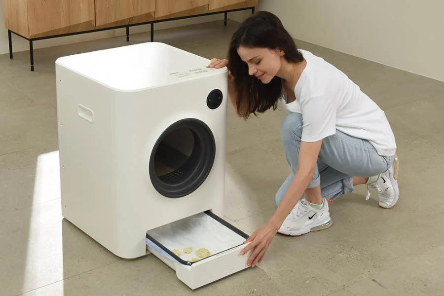 smart litter box for cats